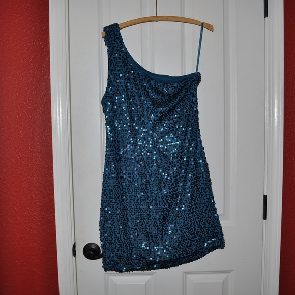 "SALE" LILY ROSE Sequin 1-Shoulder Cocktail Dress - Picture 5 of 7